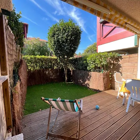 Splendide Appartement De Charme Avec Patio, Parking Et Plage A 3 Minutes Biarritz Buitenkant foto